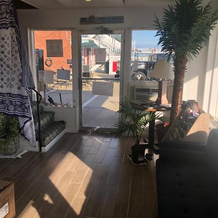 Gold Crest Motel ワイルドウッド・クレスト エクステリア 写真