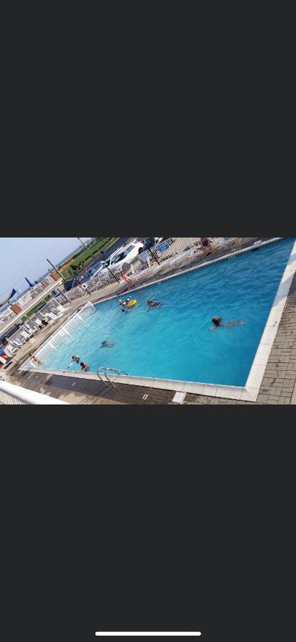 Gold Crest Motel ワイルドウッド・クレスト エクステリア 写真