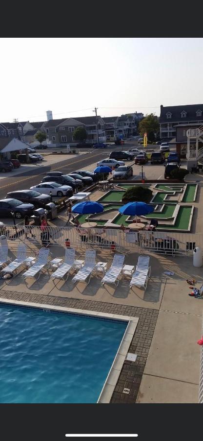 Gold Crest Motel ワイルドウッド・クレスト エクステリア 写真