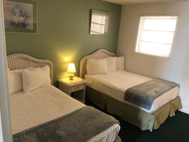 Gold Crest Motel ワイルドウッド・クレスト エクステリア 写真